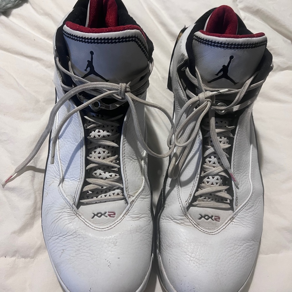Men's Air Jordan XX2 22 OG 2007 SZ 12 (315299-161 White and Black Athletic Shoes